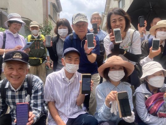 【東大阪市】健康推進事業「スマホを使ったウォーキング教室(全3回)」実施しました! 写真2